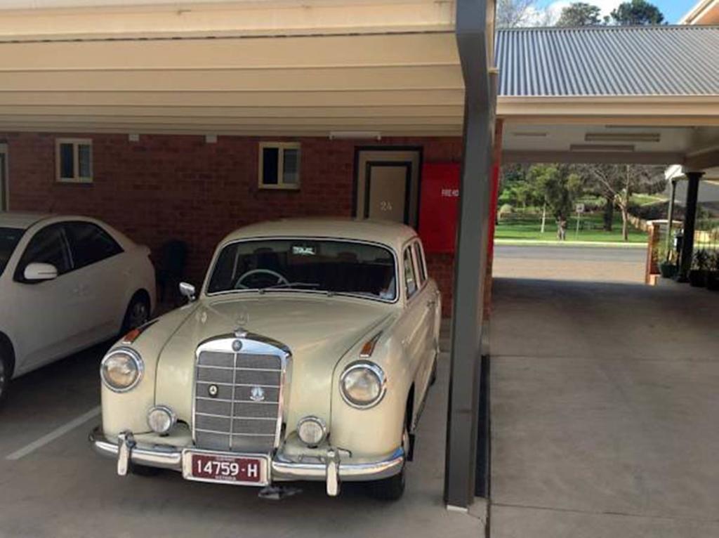 Gundagai Gabriel Motor Inn Quarto foto