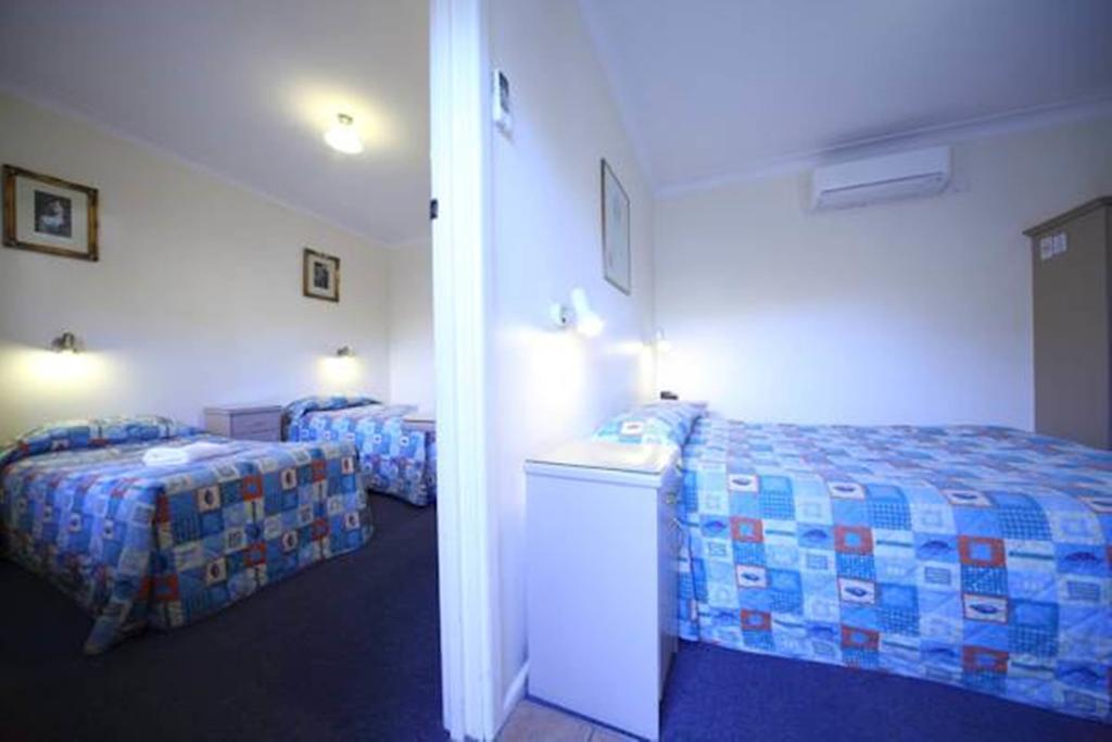 Gundagai Gabriel Motor Inn Quarto foto